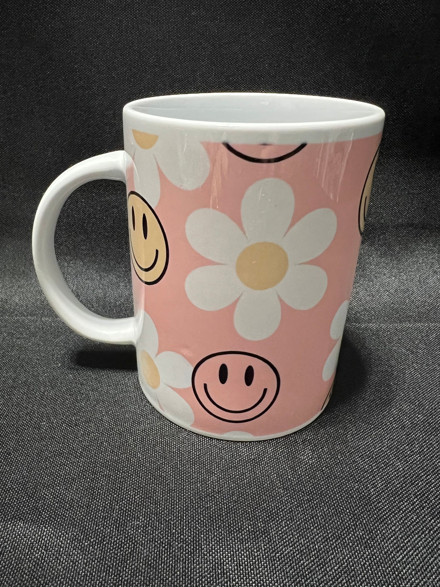 Smiley 15 oz mug
