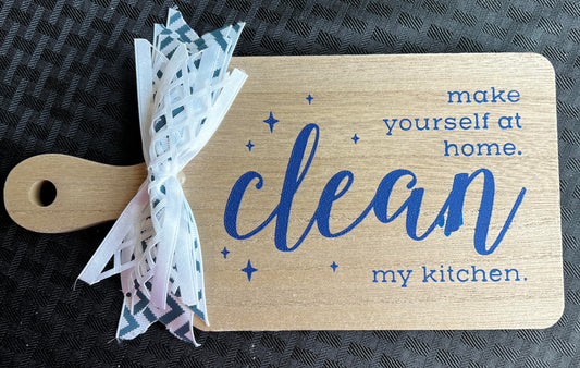 Clean my kitchen cutting board